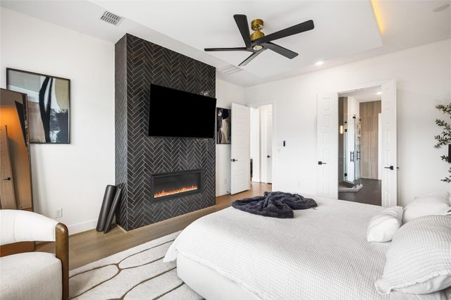 13822 Friarstone Pointe Drive, Cypress, TX 77433