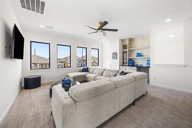 13822 Friarstone Pointe Drive, Cypress, TX 77433