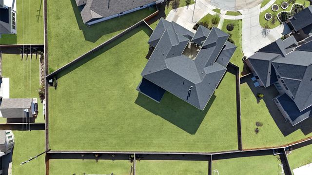 13822 Friarstone Pointe Drive, Cypress, TX 77433