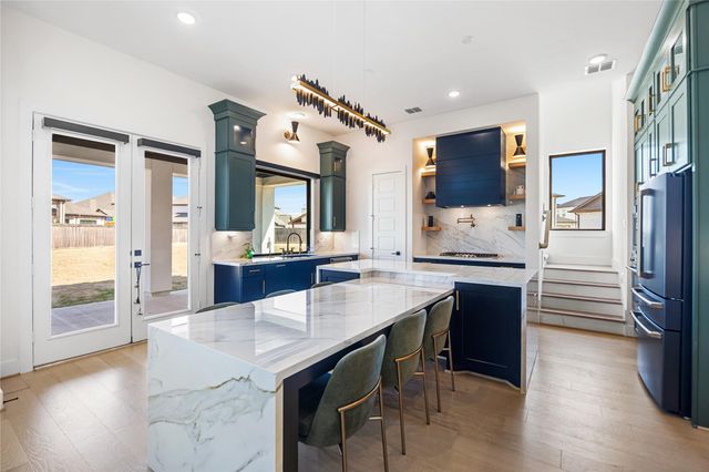 13822 Friarstone Pointe Drive, Cypress, TX 77433