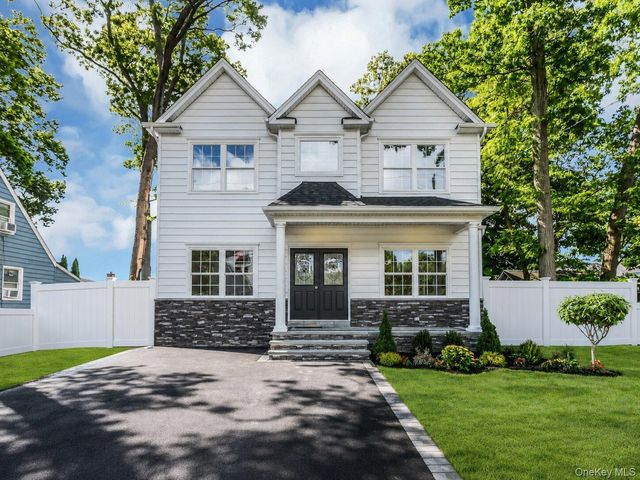 36 Michigan Avenue, Massapequa, NY 11758