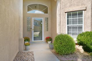 8423 PETALUMA Drive NE, Albuquerque, NM 87122