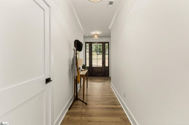 1218 Andersonville Road, Townville, SC 29689