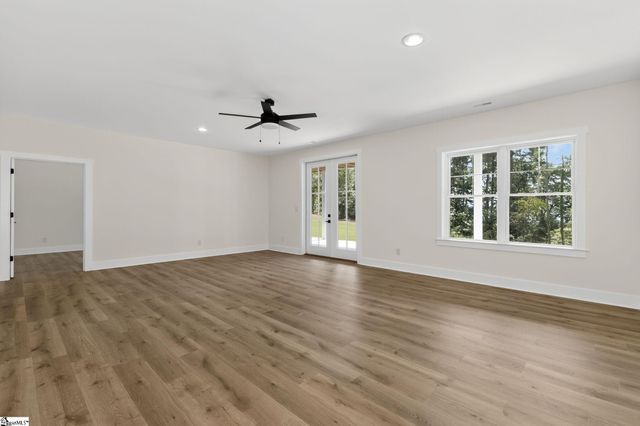 1218 Andersonville Road, Townville, SC 29689