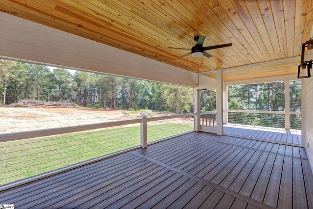 1218 Andersonville Road, Townville, SC 29689