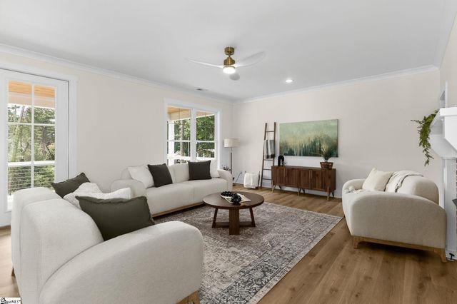 1218 Andersonville Road, Townville, SC 29689