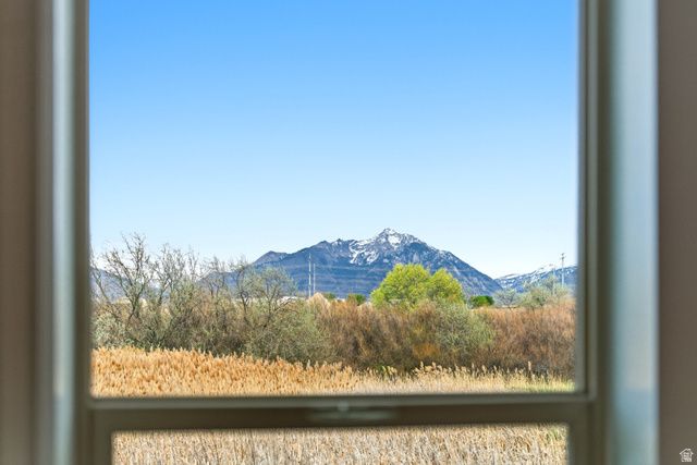 10219 S MYSTIC FALLS WAY, South Jordan, UT 84095