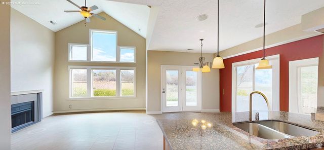 10219 S MYSTIC FALLS WAY, South Jordan, UT 84095