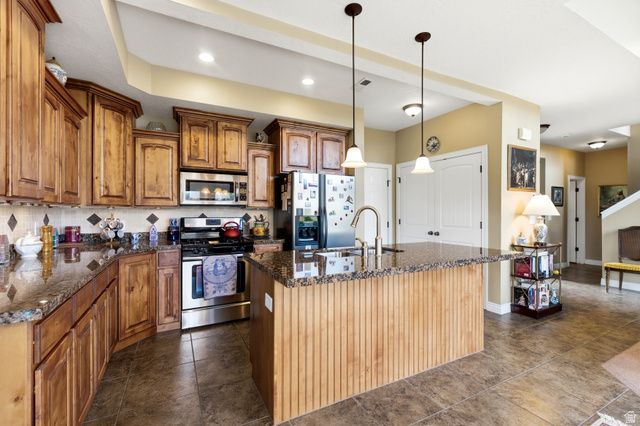 10219 S MYSTIC FALLS WAY, South Jordan, UT 84095