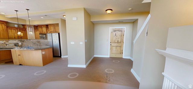 10219 S MYSTIC FALLS WAY, South Jordan, UT 84095