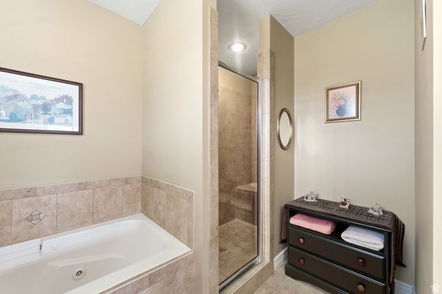 10219 S MYSTIC FALLS WAY, South Jordan, UT 84095