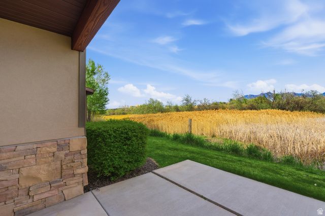 10219 S MYSTIC FALLS WAY, South Jordan, UT 84095
