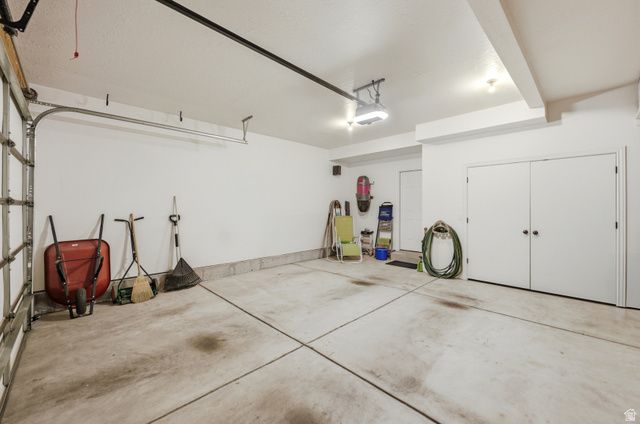 10219 S MYSTIC FALLS WAY, South Jordan, UT 84095
