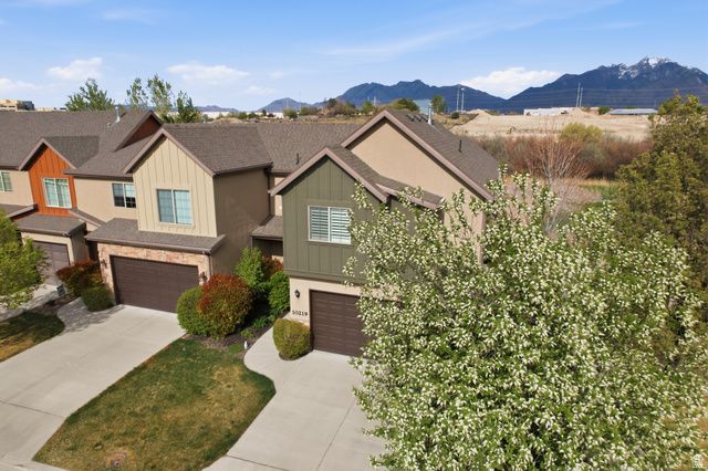 10219 S MYSTIC FALLS WAY, South Jordan, UT 84095