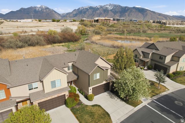 10219 S MYSTIC FALLS WAY, South Jordan, UT 84095