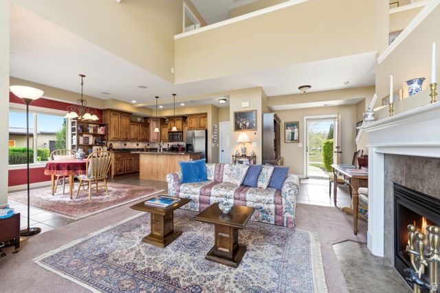10219 S MYSTIC FALLS WAY, South Jordan, UT 84095