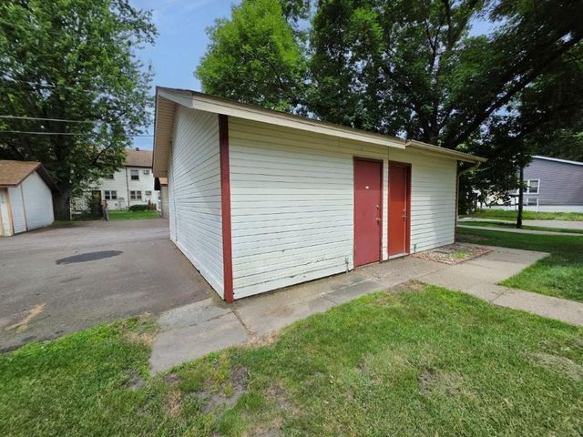 913 Marion Street, Saint Paul, MN 55117