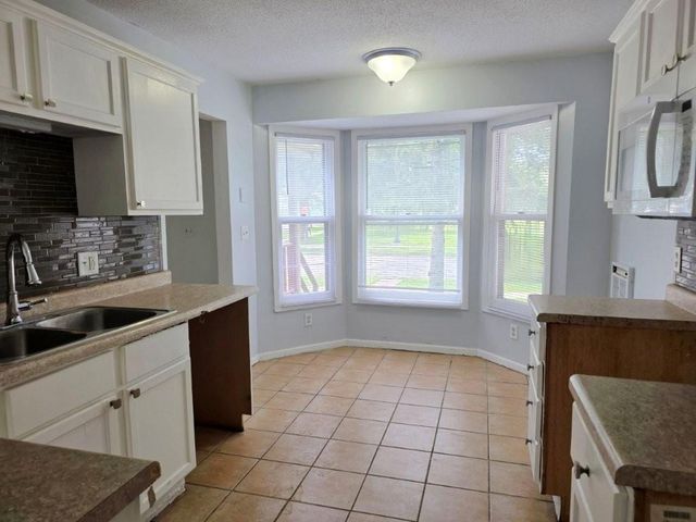 913 Marion Street, Saint Paul, MN 55117