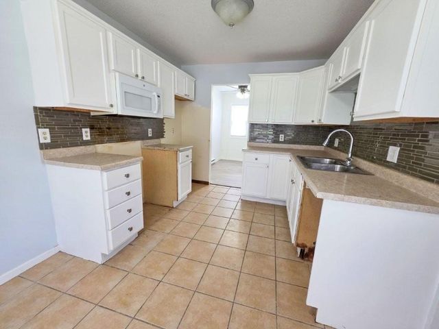 913 Marion Street, Saint Paul, MN 55117