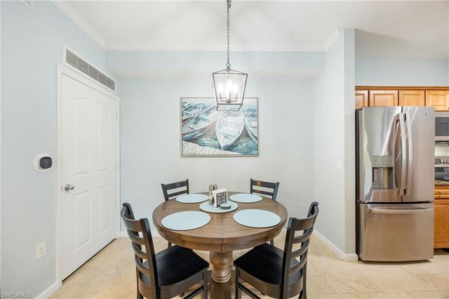 12960 Positano CIR 202, Naples, FL 34105