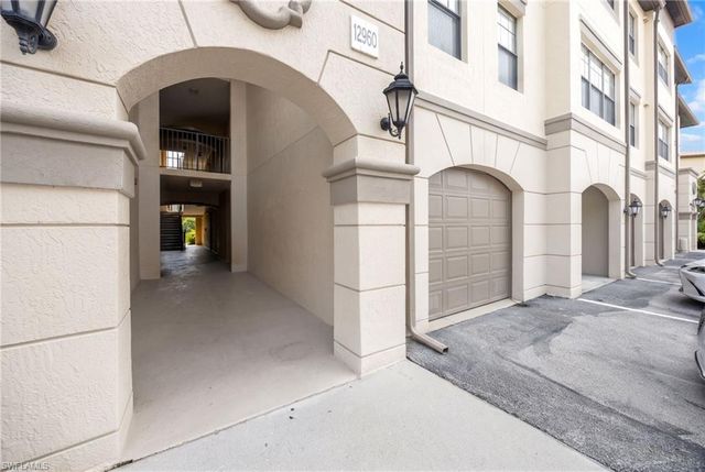 12960 Positano CIR 202, Naples, FL 34105