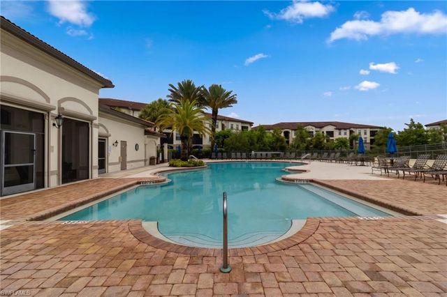 12960 Positano CIR 202, Naples, FL 34105