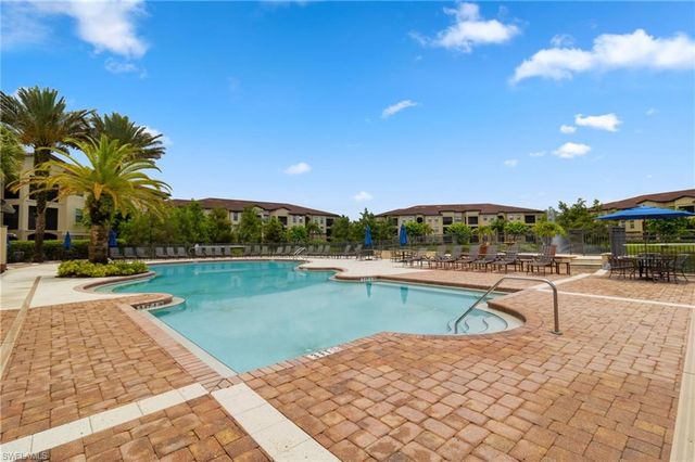 12960 Positano CIR 202, Naples, FL 34105
