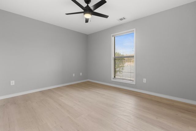 24 Starboard Drive 6, Kimberling City, MO 65686