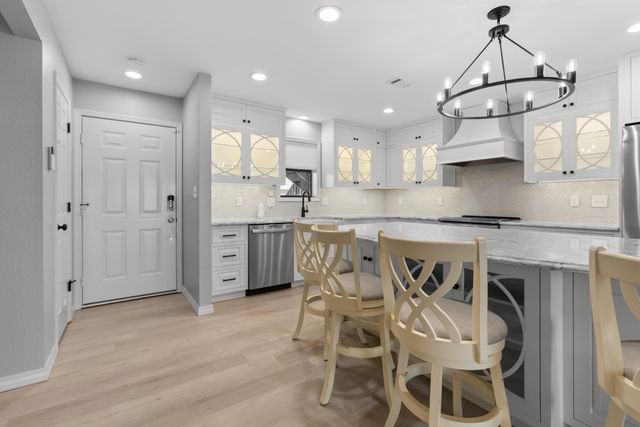 24 Starboard Drive 6, Kimberling City, MO 65686