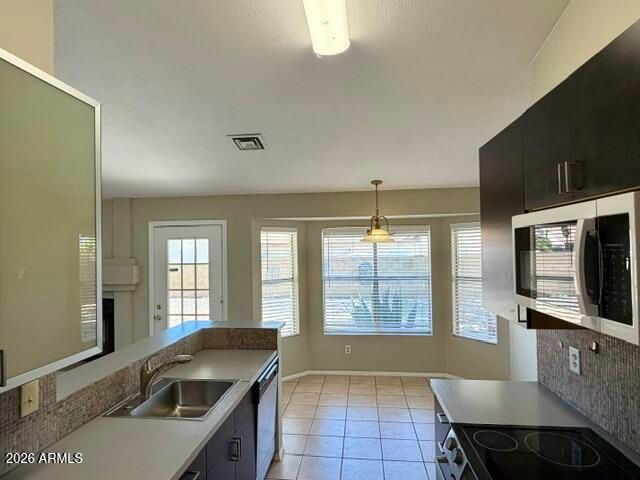 107 W LIBBY Street, Phoenix, AZ 85023
