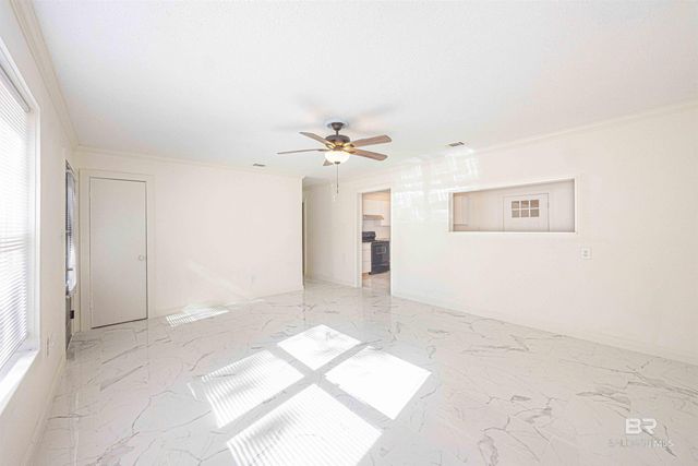 1109 Caroline Avenue, Daphne, AL 36526