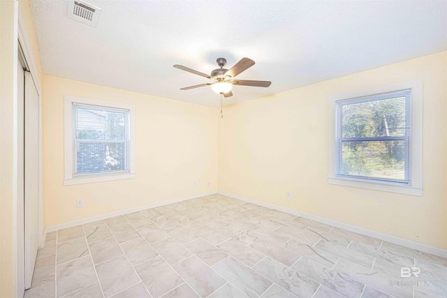 1109 Caroline Avenue, Daphne, AL 36526