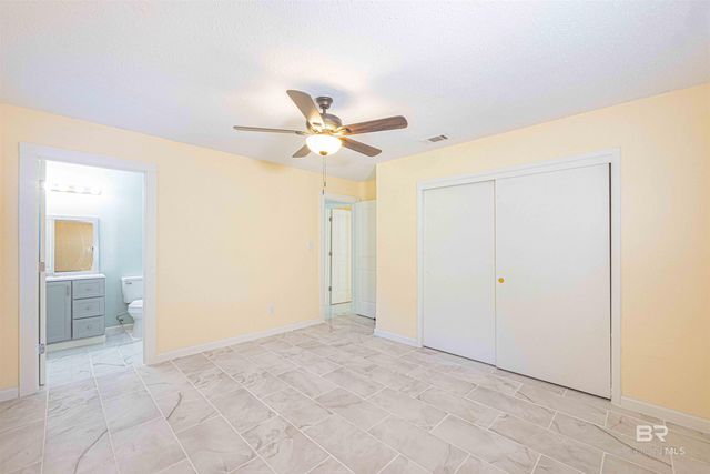 1109 Caroline Avenue, Daphne, AL 36526