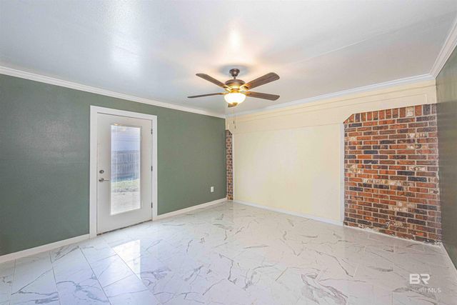 1109 Caroline Avenue, Daphne, AL 36526