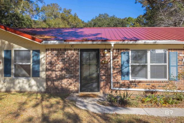 1109 Caroline Avenue, Daphne, AL 36526