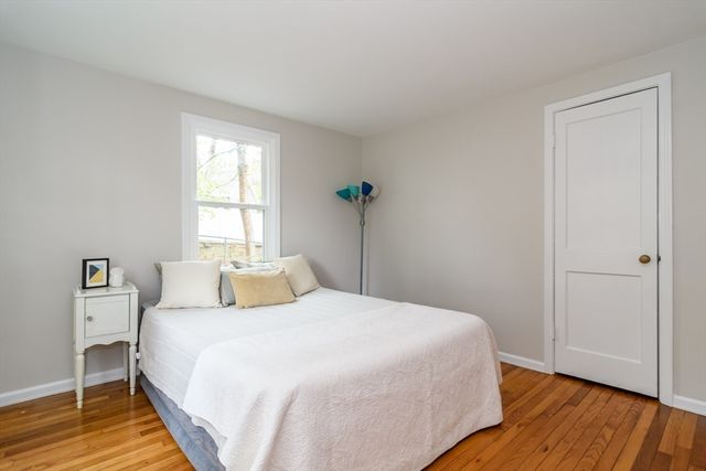 21 Nimitz Cir, Natick, MA 01760