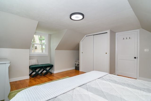 21 Nimitz Cir, Natick, MA 01760