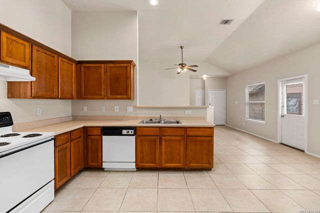 7379 Longing Trail, San Antonio, TX 78244