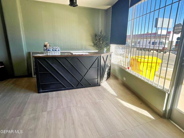 1913 E Yandell Drive, El Paso, TX 79903