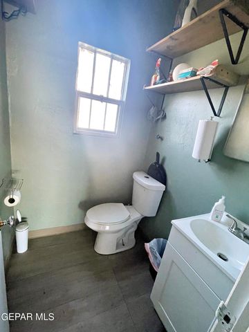 1913 E Yandell Drive, El Paso, TX 79903