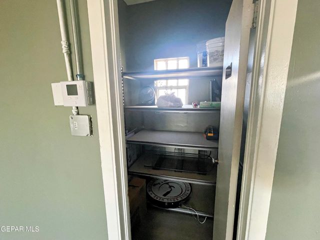 1913 E Yandell Drive, El Paso, TX 79903