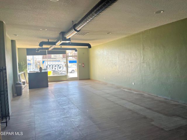 1913 E Yandell Drive, El Paso, TX 79903