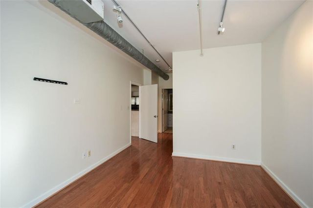 445 N Sessions Street NW 1102, Marietta, GA 30060