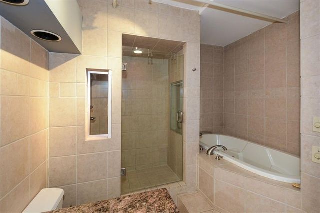 445 N Sessions Street NW 1102, Marietta, GA 30060