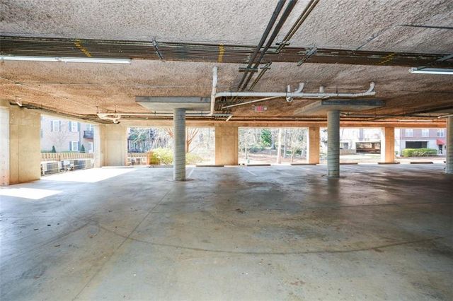 445 N Sessions Street NW 1102, Marietta, GA 30060