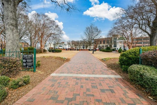 445 N Sessions Street NW 1102, Marietta, GA 30060