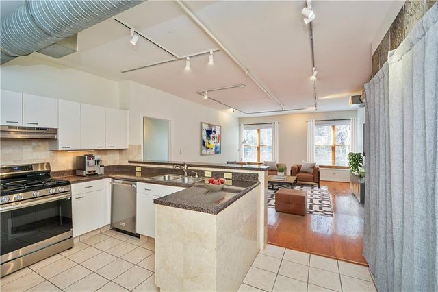 445 N Sessions Street NW 1102, Marietta, GA 30060
