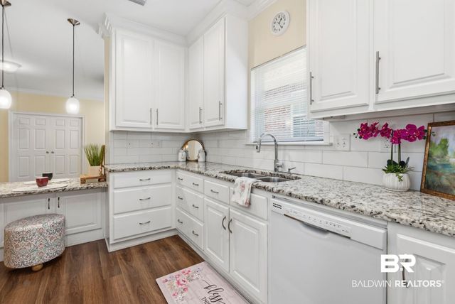 6617 Somerby Lane, Mobile, AL 36695