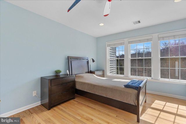 46 MAIDENHEAD RD, Princeton, NJ 08540