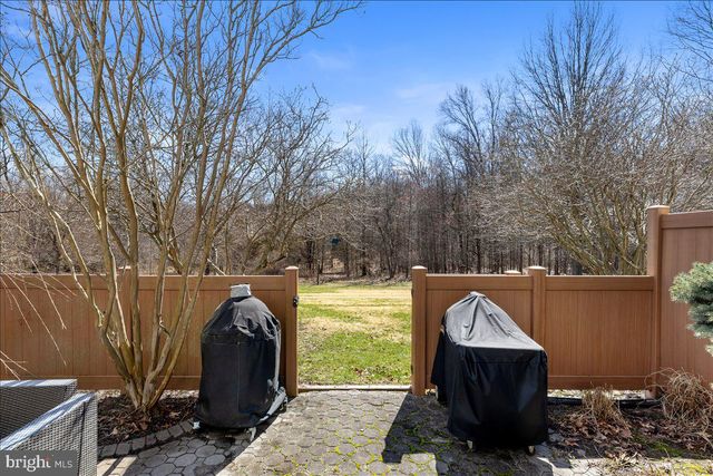 46 MAIDENHEAD RD, Princeton, NJ 08540